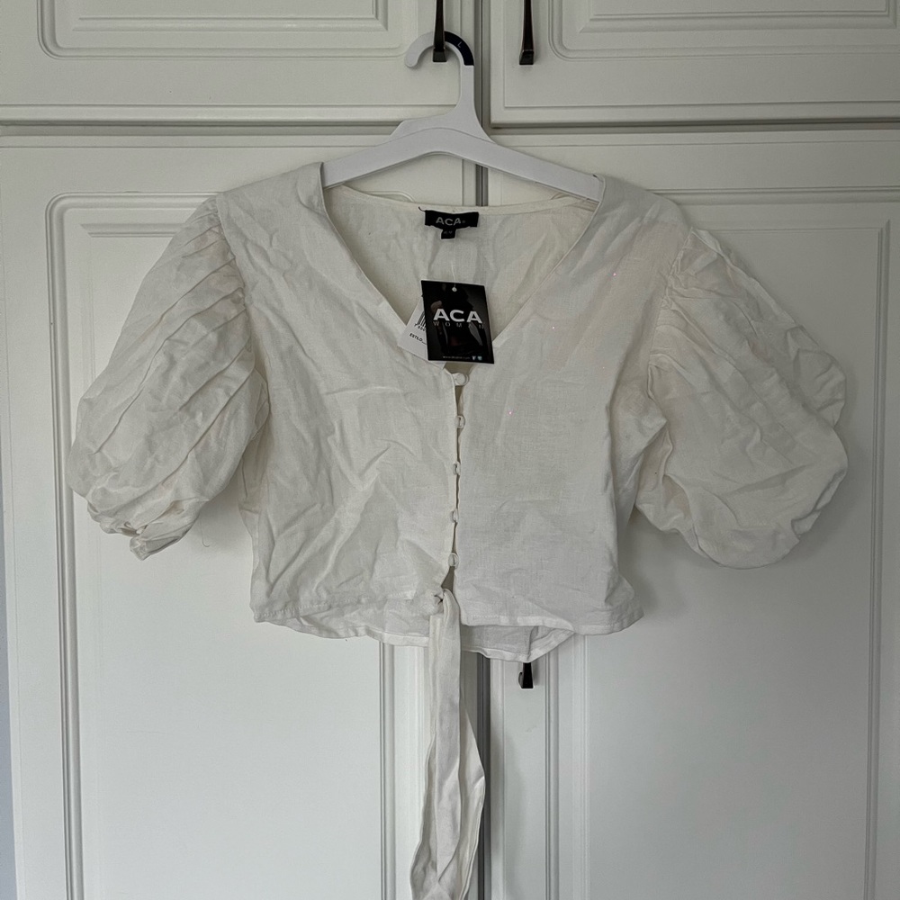 White crop blouse from Aca